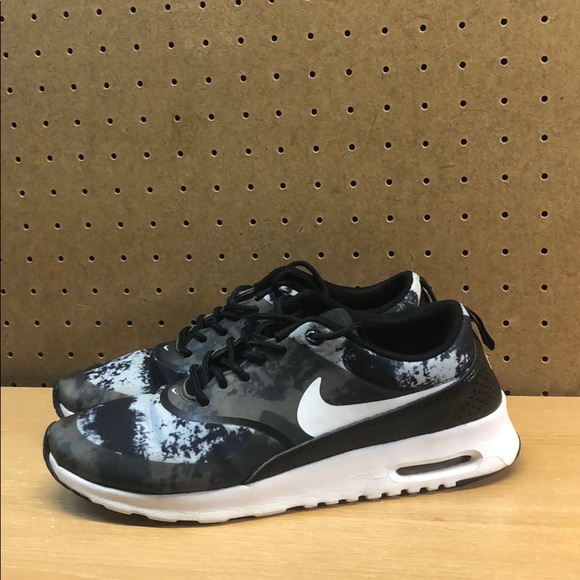 womens nike air max thea print